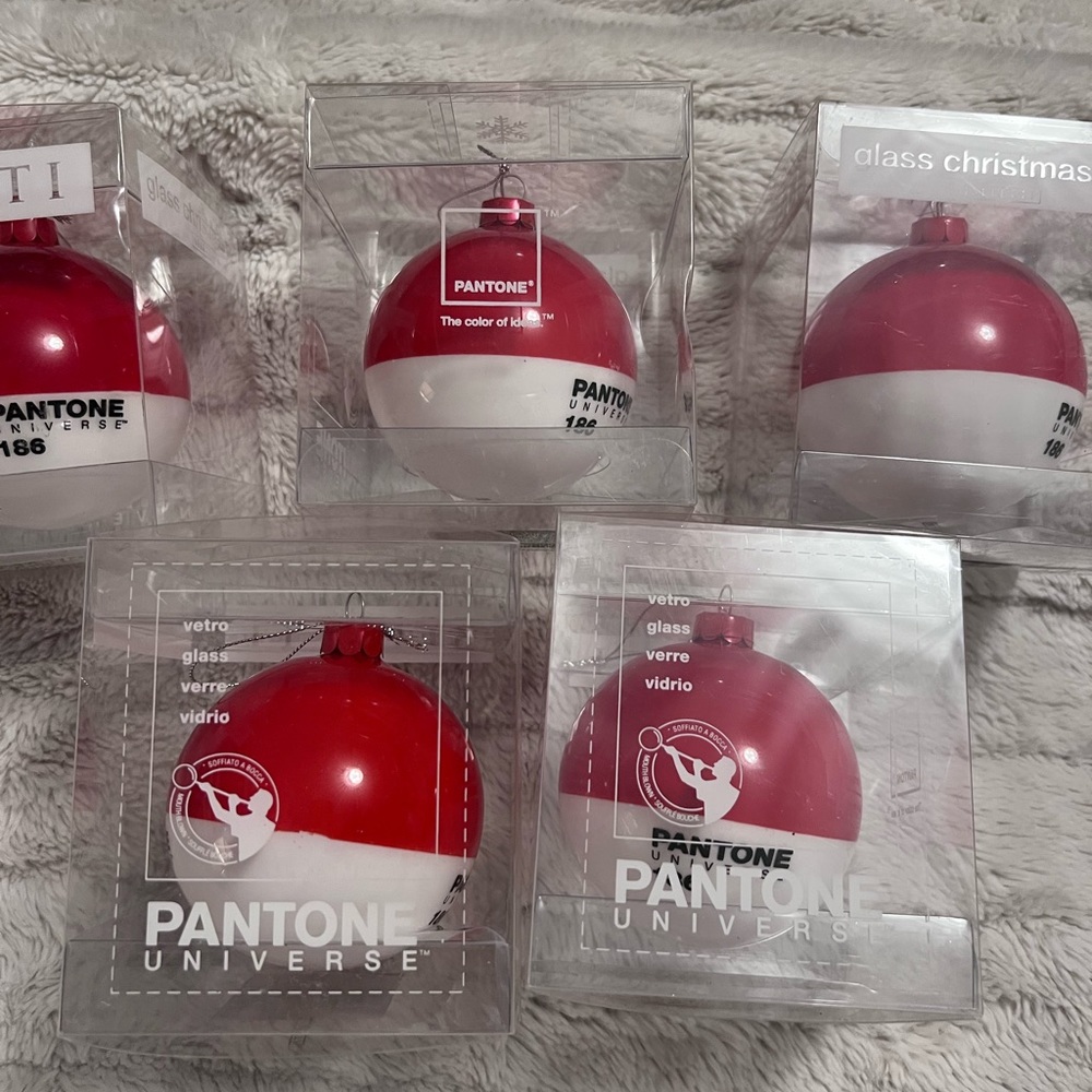 Pantone Universe Seletti Christmas ornaments, red #186